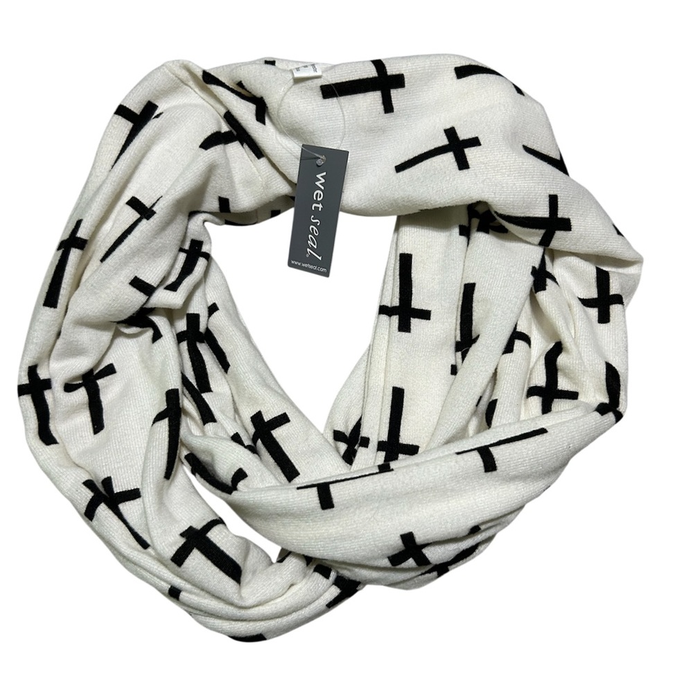 Wet Seal Black and White Cross Pattern Infinity Scarf